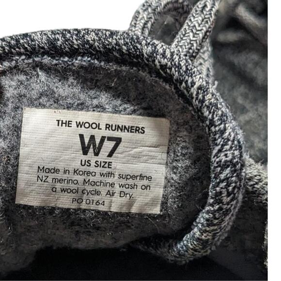 Allbirds WR Wool runner heathered sneaker Women's Size 7 in Gray - Picture 2 of 5